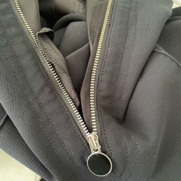 Aritzia Wilfred Nolay Wide Leg Crop Pant Size 10 in Black - Picture 7 of 7